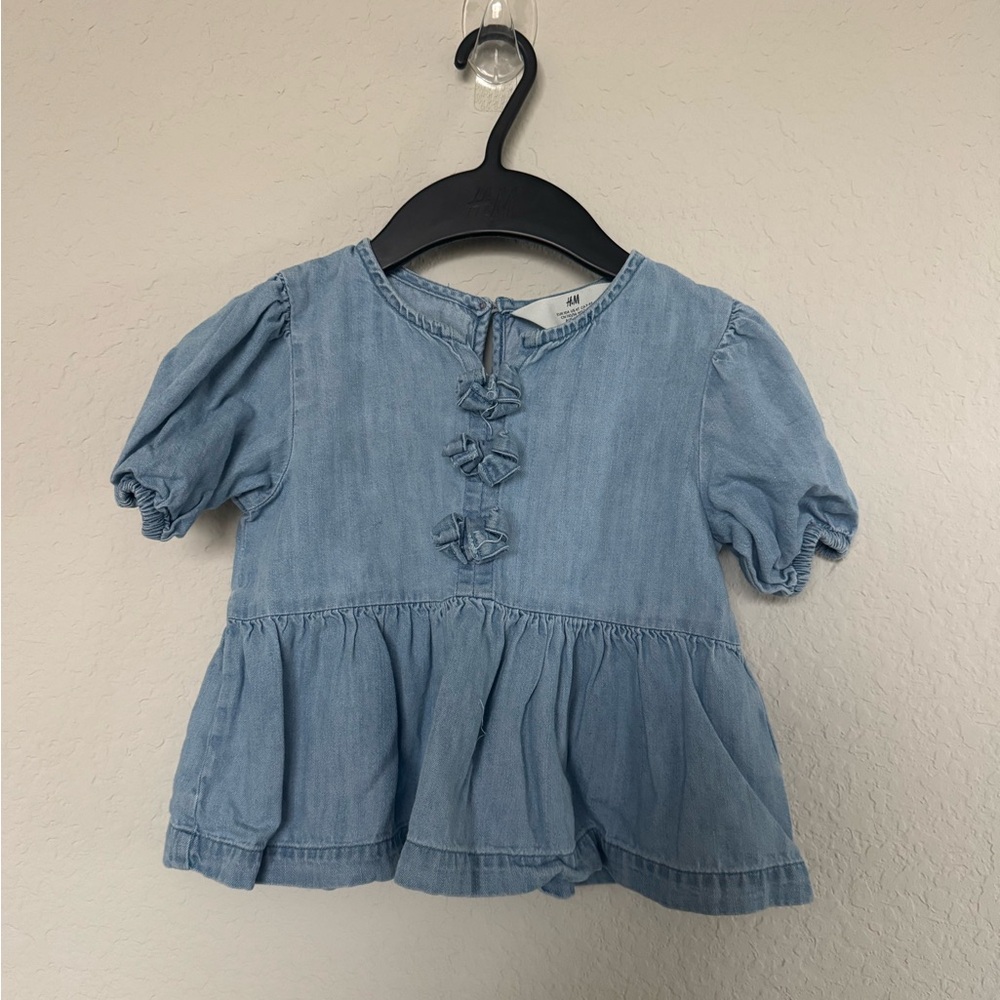 H&M Light Blue Denim Peplum Top with Front Bows